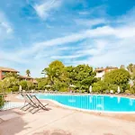 Appart hôtel Résidence Pierre&vacances Le Hameau De La Pinède