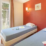 Appart hôtel Résidence Pierre&vacances Le Hameau De La Pinède 3*