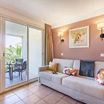 Résidence Pierre&vacances Le Hameau De La Pinède Appart hôtel