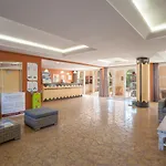 Pierre & Le Hameau De La Pinede Lejlighedshotel 3*