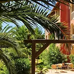 Lejlighedshotel Pierre & Le Hameau De La Pinede