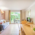 Pierre & Le Hameau De La Pinede Hyeres