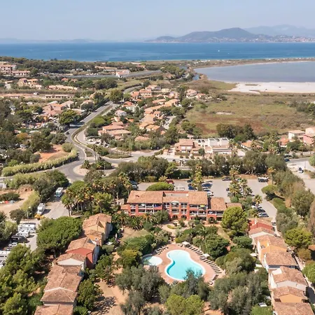 Apart-hotel Pierre & Le Hameau De La Pinede 3*