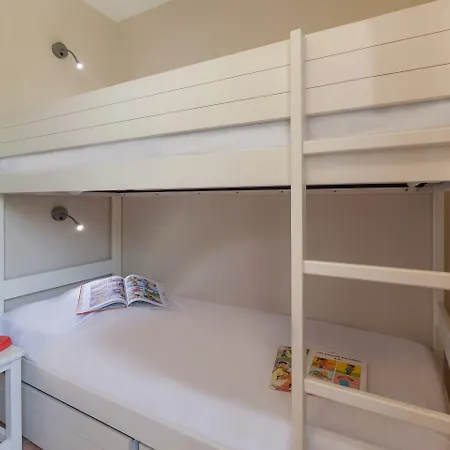 Pierre & Le Hameau De La Pinede Hyères