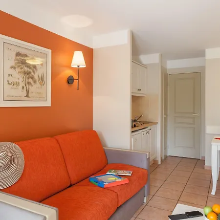 Apartmanhotel Pierre & Le Hameau De La Pinede Hyères