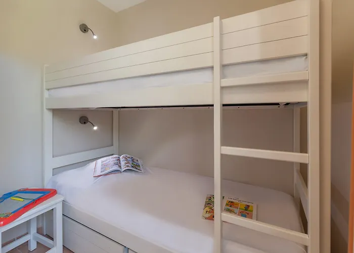 Pierre & Le Hameau De La Pinede הייר