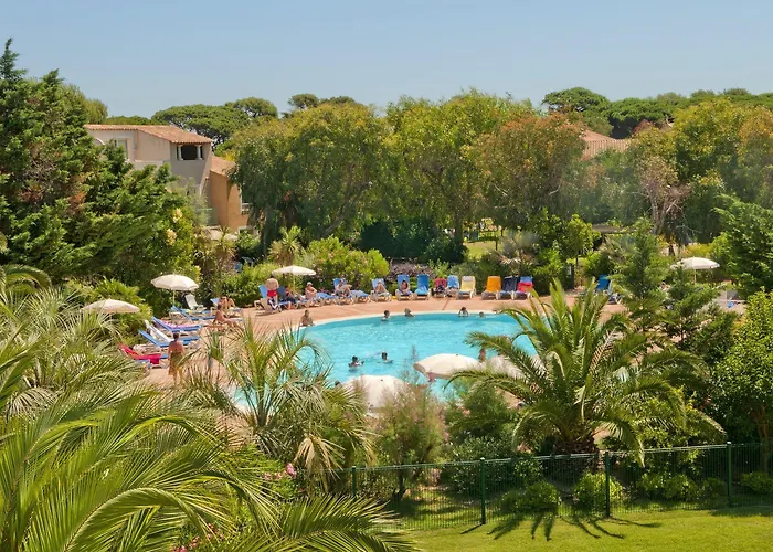 Apart Otel Pierre & Le Hameau De La Pinede Hyères